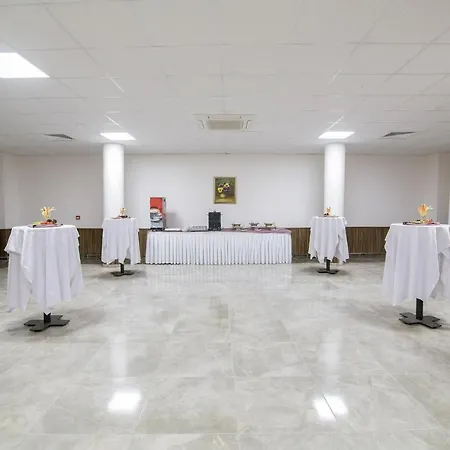 Grand Sahins Gumuldur Hotel