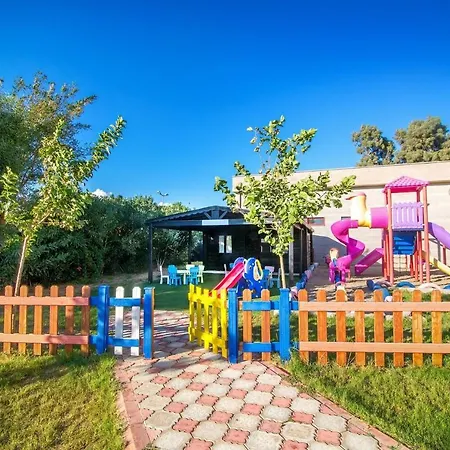 Ξενοδοχείο Grand Sahins Gumuldur 4*