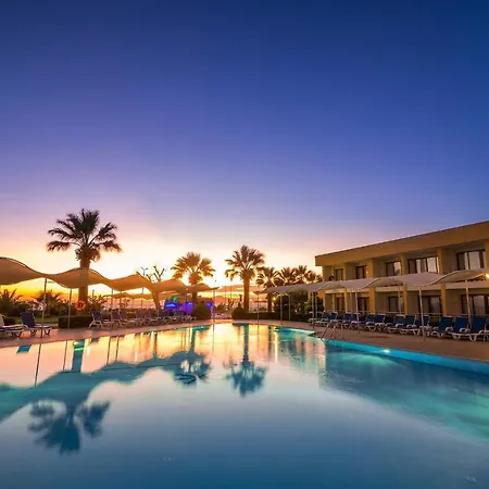 فندق Grand Sahins Gumuldur 4*